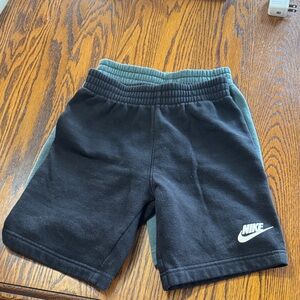 Nike kids sweat shorts 2 pack